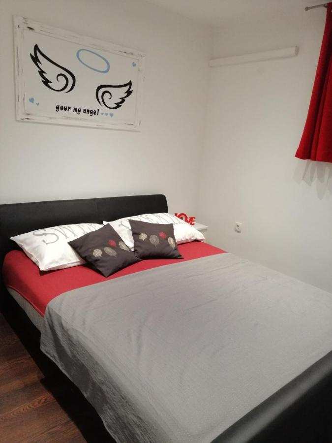 Gabi Appartement Makarska Buitenkant foto
